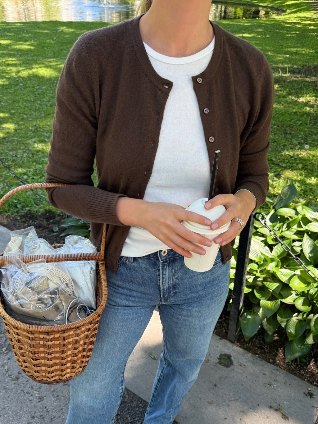 CLASSIC CARDIGAN